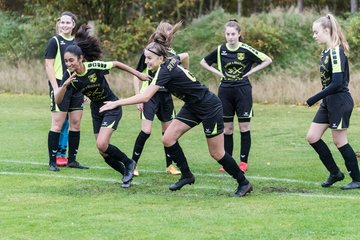 Bild 123 - B-Juniorinnen SG Mittelholstein - SV Frisia 03 Risum-Lindholm : Ergebnis: 1:12